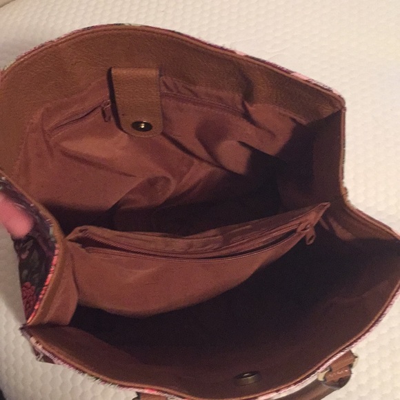 Gorgeous floral purse - Picture 3 of 4